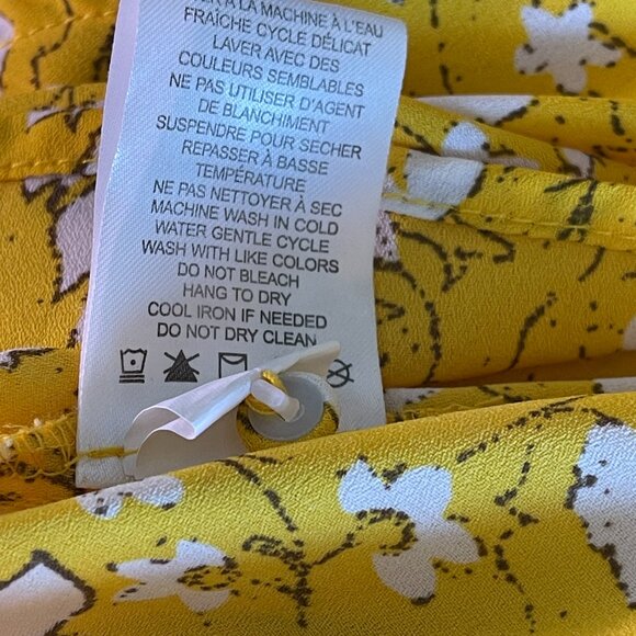 Carolina Belle Yellow White Floral Pleated Front Blouse 2X - Picture 6 of 7